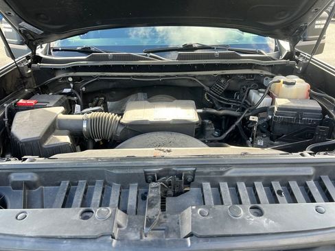 Used 2024 Chevrolet Silverado 2500 Custom w/ Custom Value Package image 29