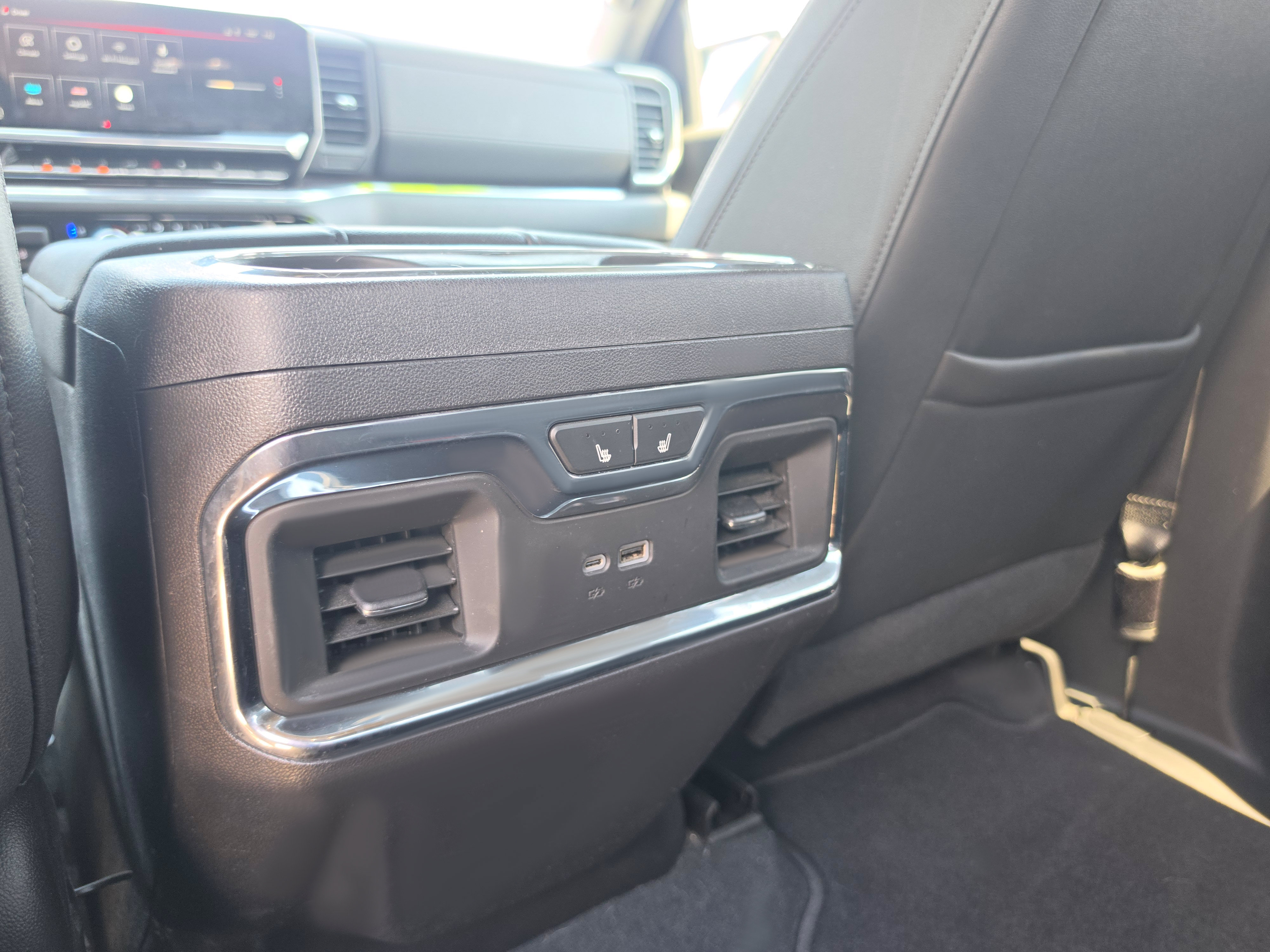 Used 2024 GMC Sierra 1500 SLT w/ SLT Premium Plus Package AWD/4WD image 16