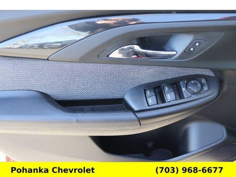 Used 2022 Chevrolet TrailBlazer LT w/ Convenience Package image 21