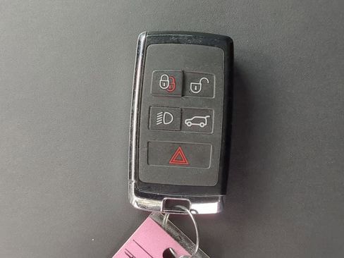 Used 2025 Land Rover Defender 110 S AWD/4WD image 37