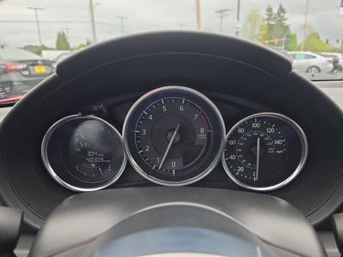 Used 2016 MAZDA MX-5 Miata Sport RWD image 19