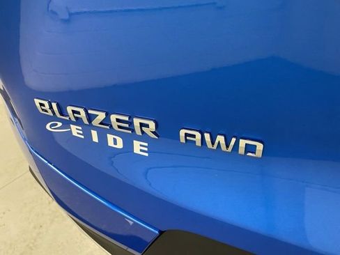 New 2026 Chevrolet Blazer LT w/ Convenience Package AWD/4WD image 36