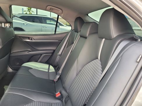 Used 2023 Toyota Camry SE w/ Convenience Package FWD image 13