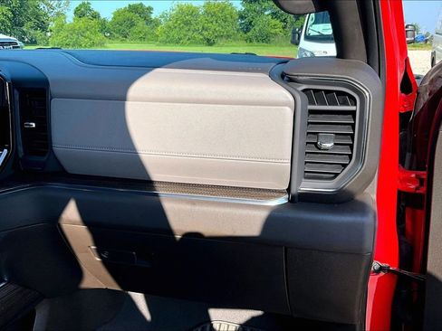 Used 2022 Chevrolet Silverado 1500 LT w/ Texas Edition Plus RWD image 17