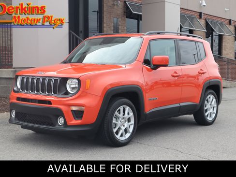 Used 2021 Jeep Renegade Latitude FWD image 1