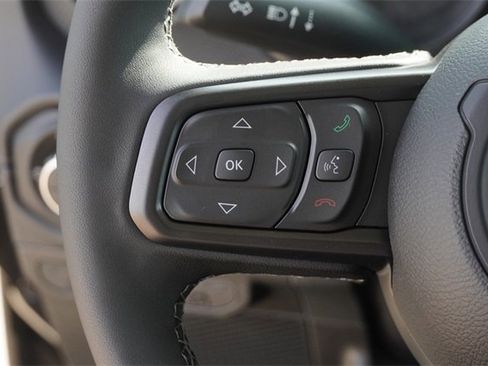 New 2025 Jeep Gladiator Rubicon w/ Convenience Group image 27