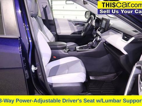 Used 2019 Toyota RAV4 XLE Premium FWD image 30