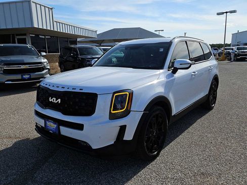 Used 2022 Kia Telluride SX w/ SX Prestige Package AWD/4WD image 4