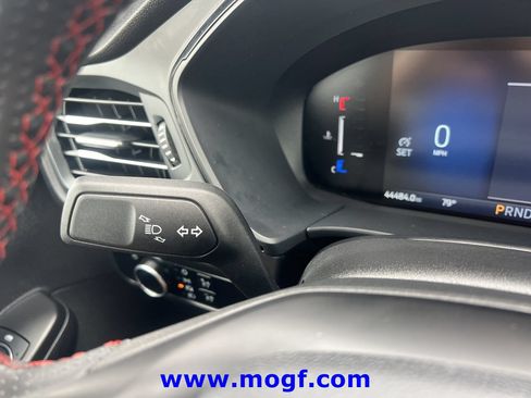Used 2025 Ford Escape ST-Line FWD image 13
