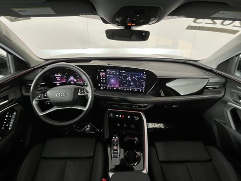 Certified 2025 Audi Q5 Premium Plus w/ Premium Plus image 17