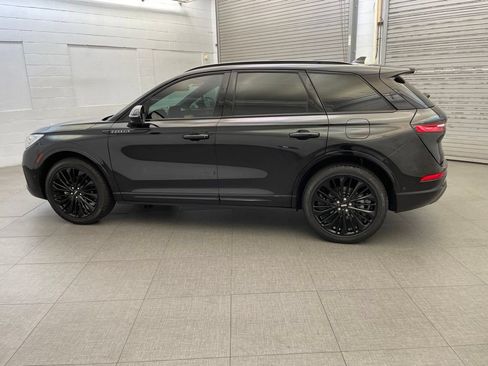 Used 2023 Lincoln Corsair Reserve w/ Equipment Group 202A AWD/4WD image 10