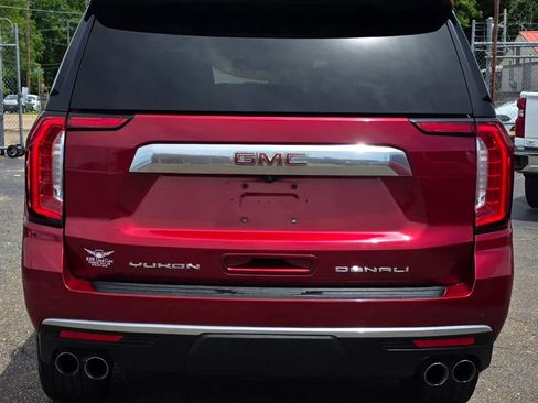 Used 2021 GMC Yukon Denali RWD image 4