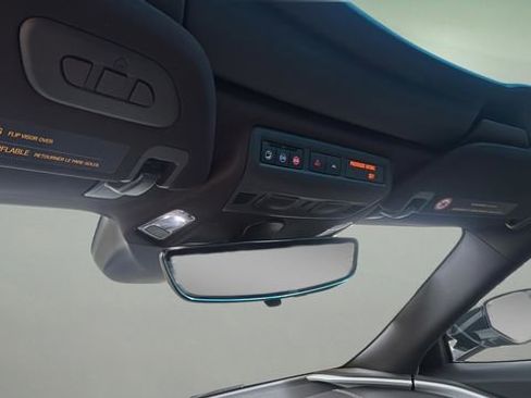 Used 2024 Chevrolet Corvette Stingray Preferred Cpe w/ Z51 Performance Package image 27