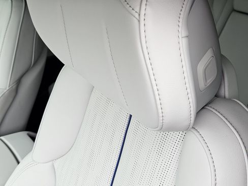 New 2026 Cadillac Lyriq Sport w/ LPO, Floor Liner Package AWD/4WD image 25