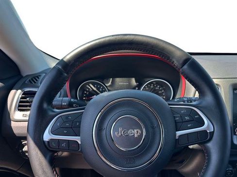 Used 2020 Jeep Compass Trailhawk w/ Cold Weather Group AWD/4WD image 16