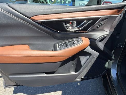 Used 2025 Subaru Outback Touring XT AWD/4WD image 19