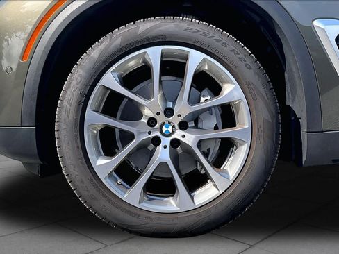 Used 2026 BMW X5 xDrive40i w/ Premium Package AWD/4WD image 10