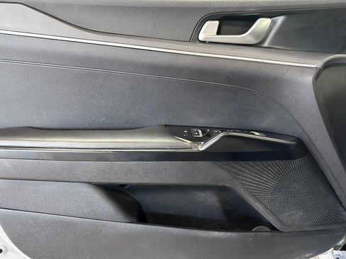 Used 2022 Kia K5 GT-Line FWD image 10
