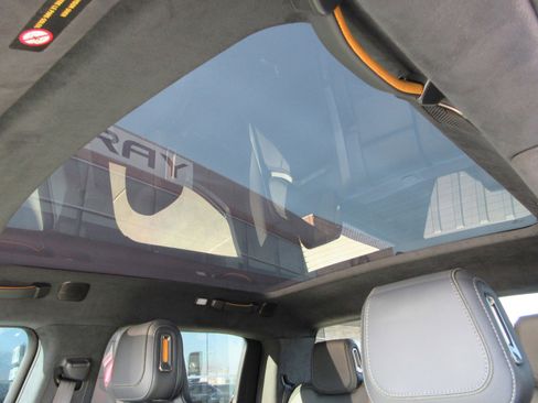 Used 2022 Rivian R1T Adventure image 19