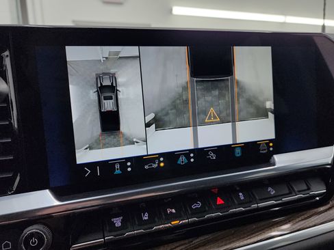 Used 2025 Chevrolet Silverado 2500 LT w/ All Star Edition image 19