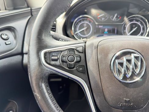 Used 2017 Buick Regal Sport Touring FWD image 42