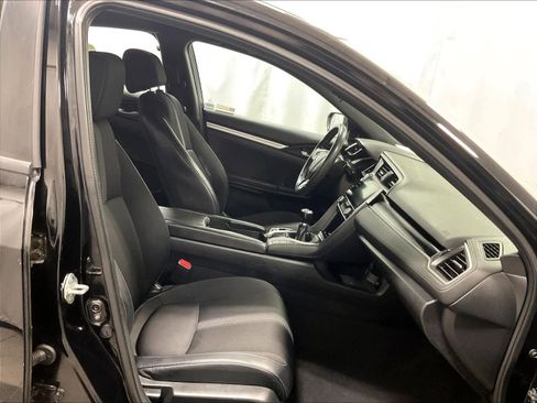 Used 2020 Honda Civic Sport image 11