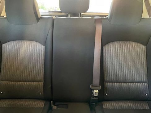 Certified 2025 Kia Soul LX w/ LX Technology Package FWD image 27