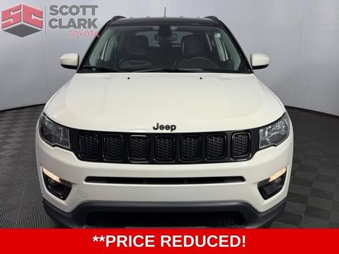 Used 2018 Jeep Compass Latitude w/ Popular Equipment Group AWD/4WD image 2