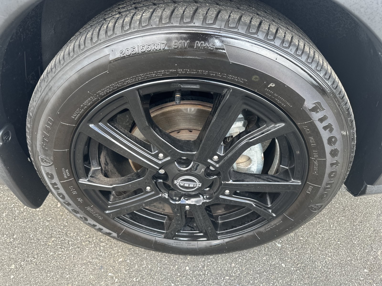 Used 2024 Nissan Kicks SR w/ SR Premium Package FWD image 31