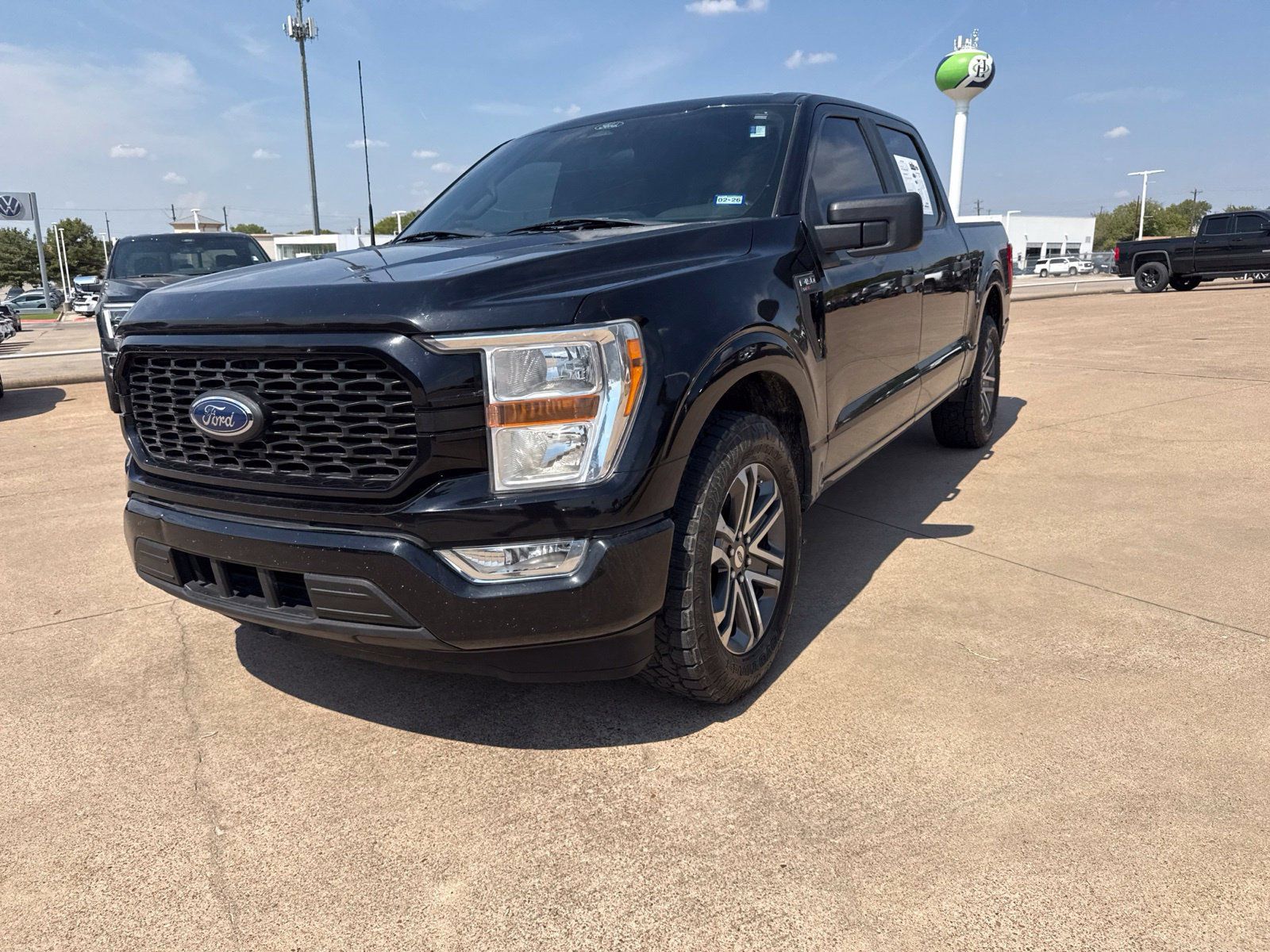 Used 2022 Ford F150 XL w/ STX Appearance Package RWD image 3