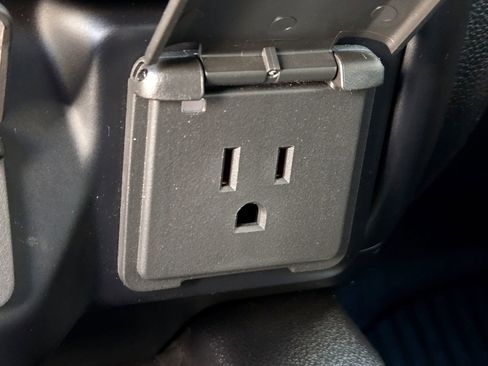 Used 2020 GMC Sierra 2500 AT4 w/ AT4 Premium Package image 20