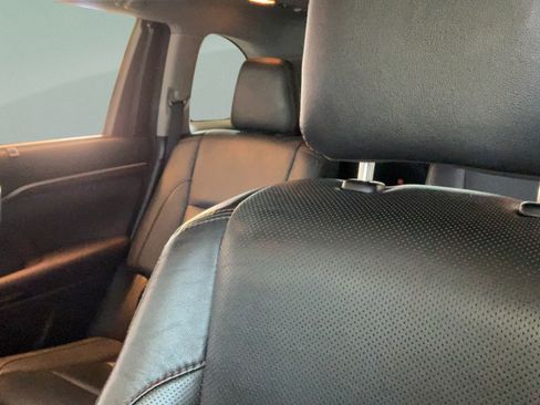 Used 2016 Toyota Highlander Limited FWD image 26