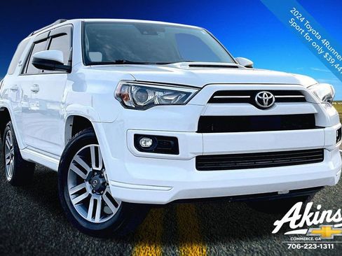 Used 2024 Toyota 4Runner TRD Sport image 3