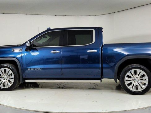 Used 2021 GMC Sierra 1500 Denali w/ Denali Ultimate Package AWD/4WD image 4