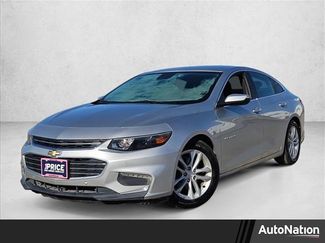 Used 2017 Chevrolet Malibu LT w/ Driver Confidence Package video 1