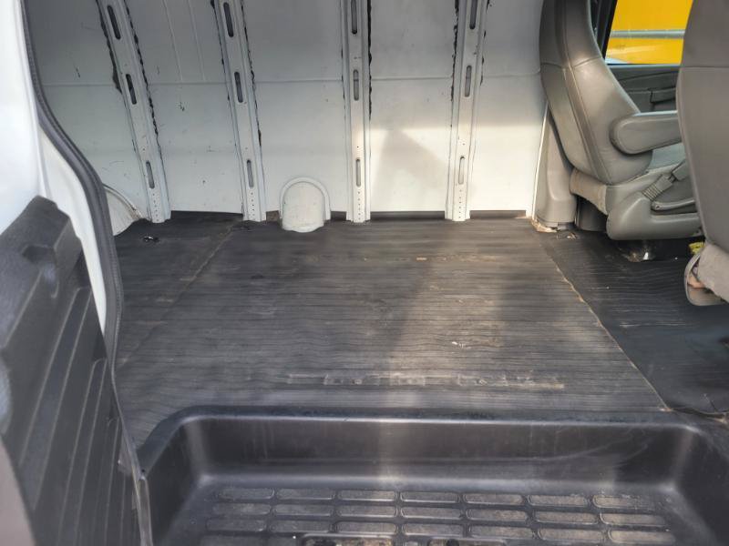 Used 2020 Chevrolet Express 2500 Extended w/ Communications Package RWD image 30