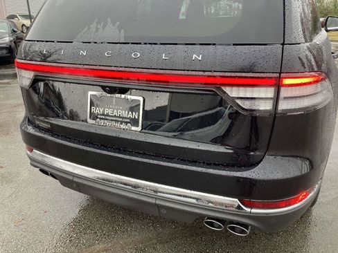 New 2025 Lincoln Aviator Premiere w/ Equipment Group 101A image 4