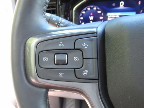 Used 2024 Chevrolet Silverado 2500 High Country w/ High Country Premium Package AWD/4WD image 24