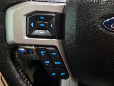 Used 2019 Ford F250 Lariat w/ Lariat Ultimate Package AWD/4WD image 47