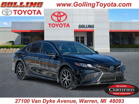 Certified 2024 Toyota Camry SE image 7