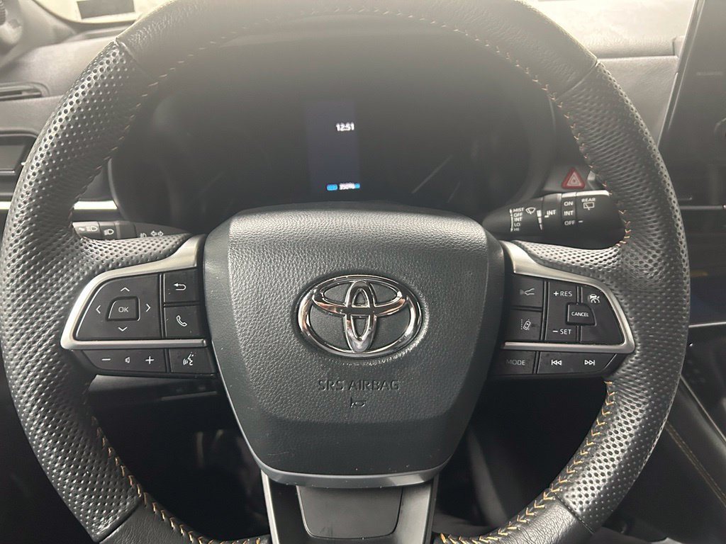 Certified 2024 Toyota Sienna XLE Woodland Edition AWD/4WD image 19