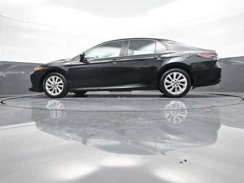 Certified 2023 Toyota Camry LE image 32