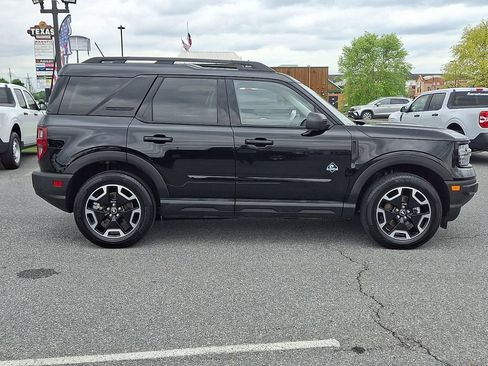 Certified 2024 Ford Bronco Sport Outer Banks w/ Tech Package AWD/4WD image 7