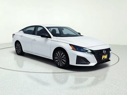 Used 2025 Nissan Altima 2.5 SV