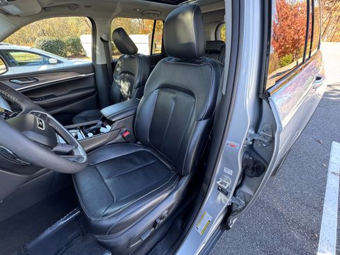 Used 2022 Jeep Grand Cherokee Limited 4xe image 21