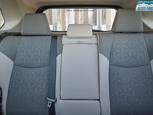 Used 2020 Toyota RAV4 XLE w/ Convenience Package image 24