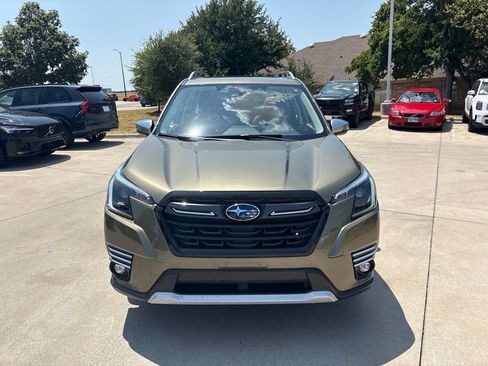 Used 2024 Subaru Forester Touring w/ Pop Package 2 AWD/4WD image 2
