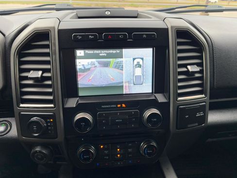 Used 2018 Ford F150 Raptor w/ Equipment Group 802A Luxury image 17