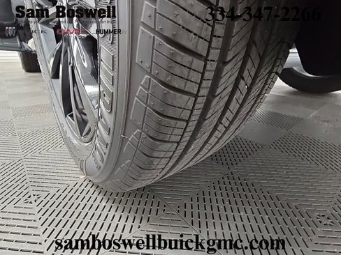 Used 2025 Buick Envista Sport Touring w/ Convenience I Package image 41