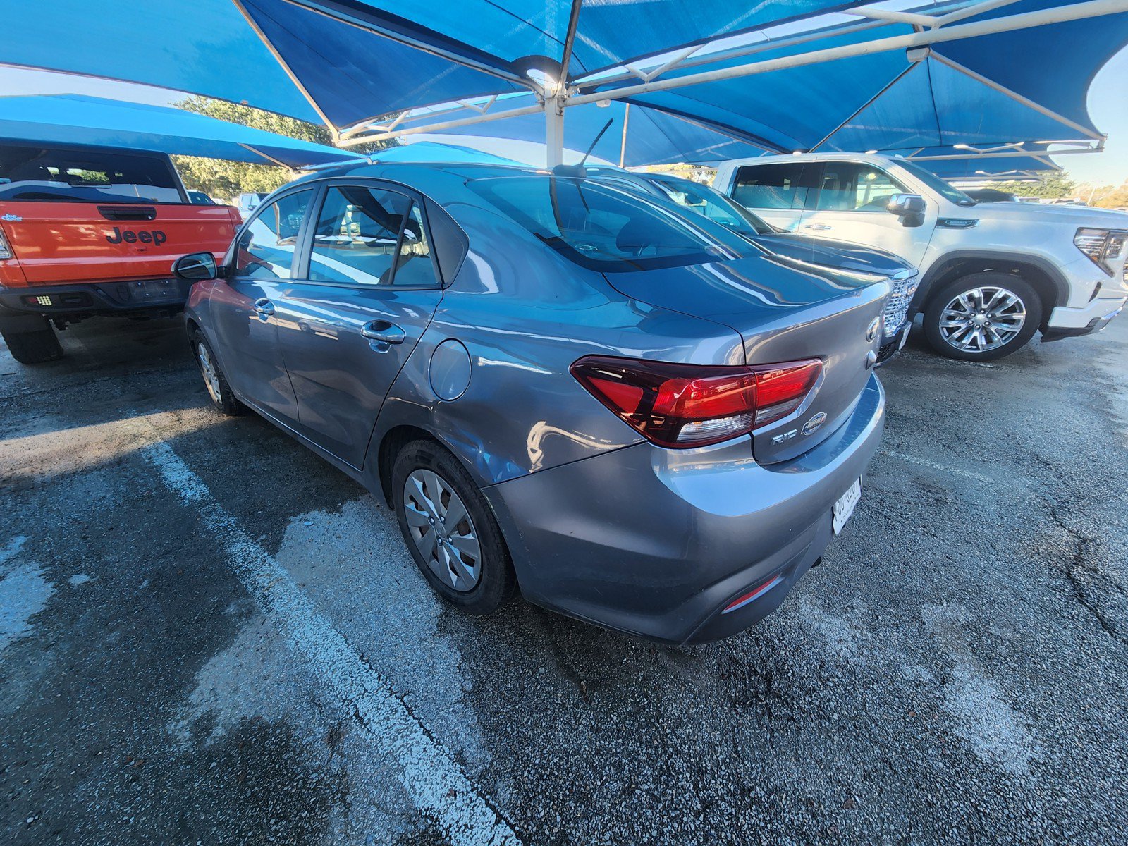 Used 2020 Kia Rio S FWD image 3